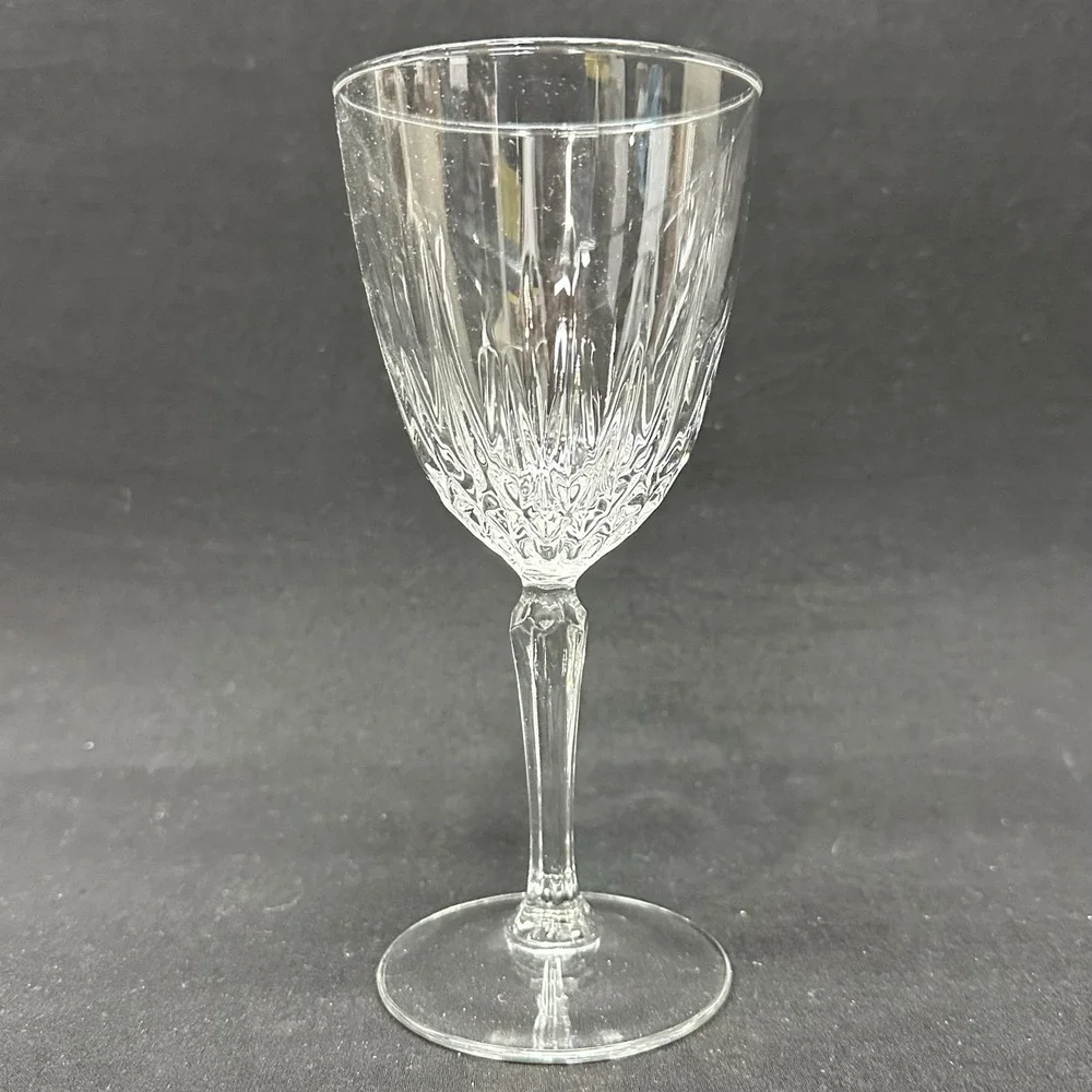 Luminarc 'Diamant' Crystal Wine‎ Glass, Vintage, Set of 9